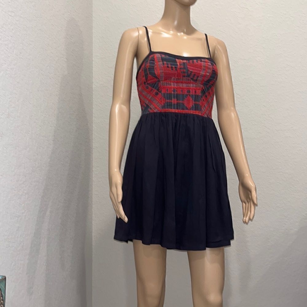 Vintage Anthropologie Staring at stars mini dress, embroidered bodice, lined